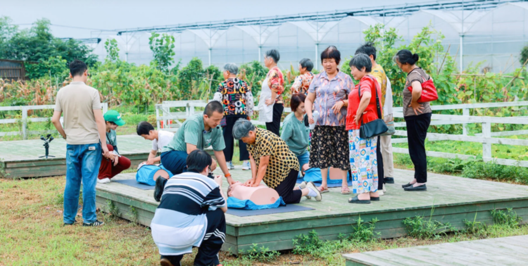 How Philanthropy Can Strengthen Asia’s Front Line of Climate and Health Resilience image